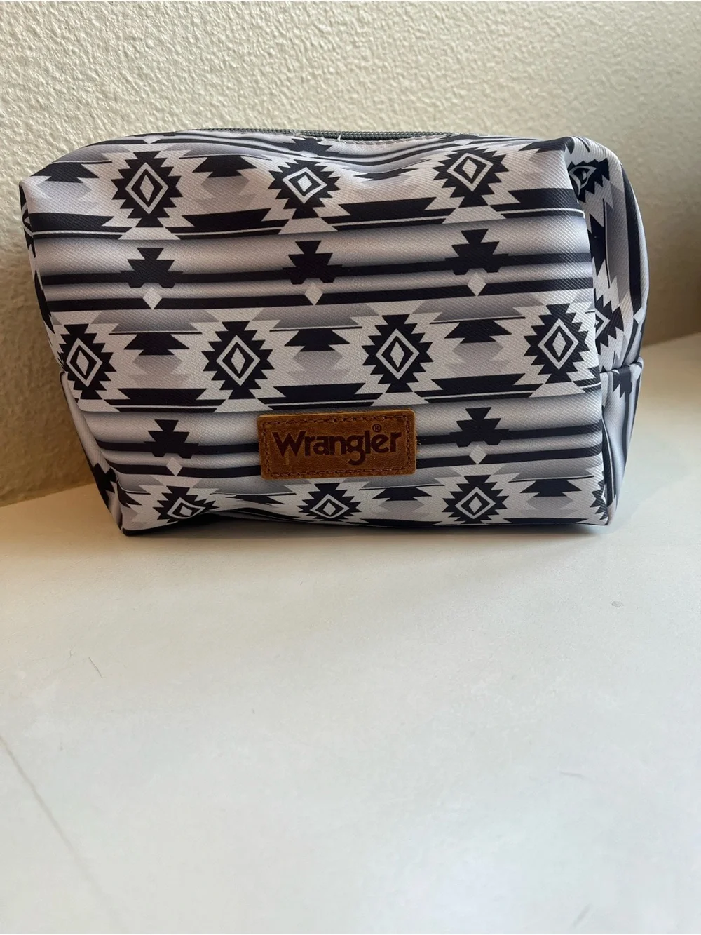 Wrangler Black & White Aztec Pouch Cosmetic Bag